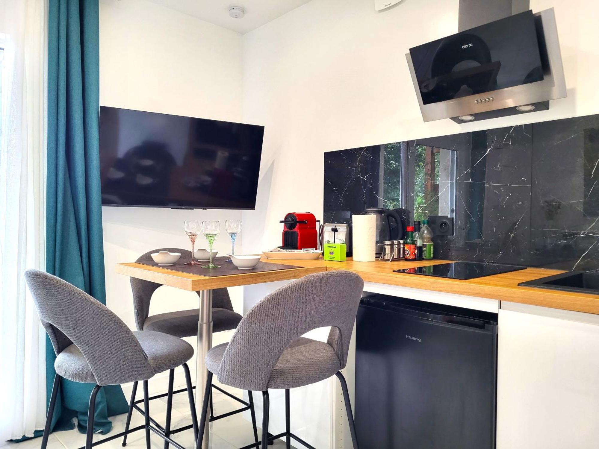 Le Bellevue - Beaux Appartements Avec Vue Splendide 帕莱索 外观 照片
